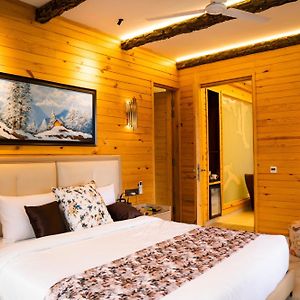 Kasauli Hills Resort